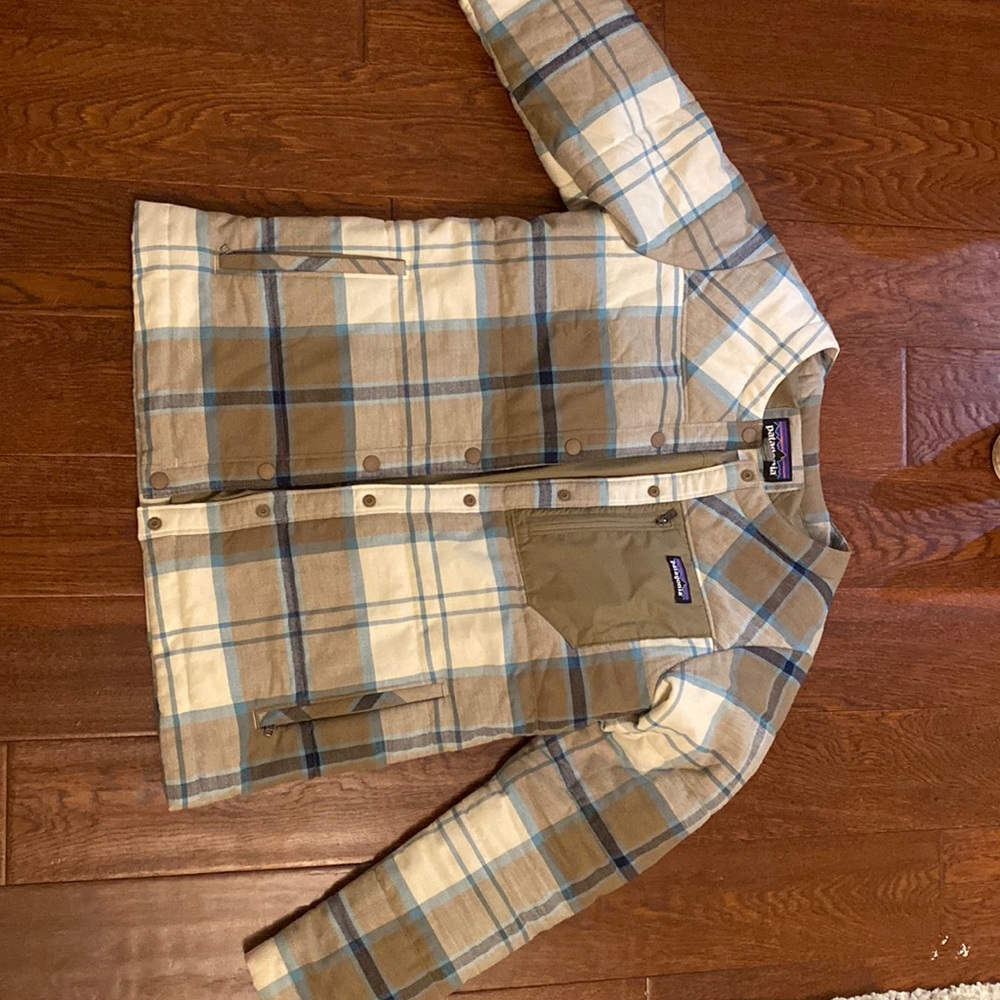 Like new patagonia no collar quilted puff jacket